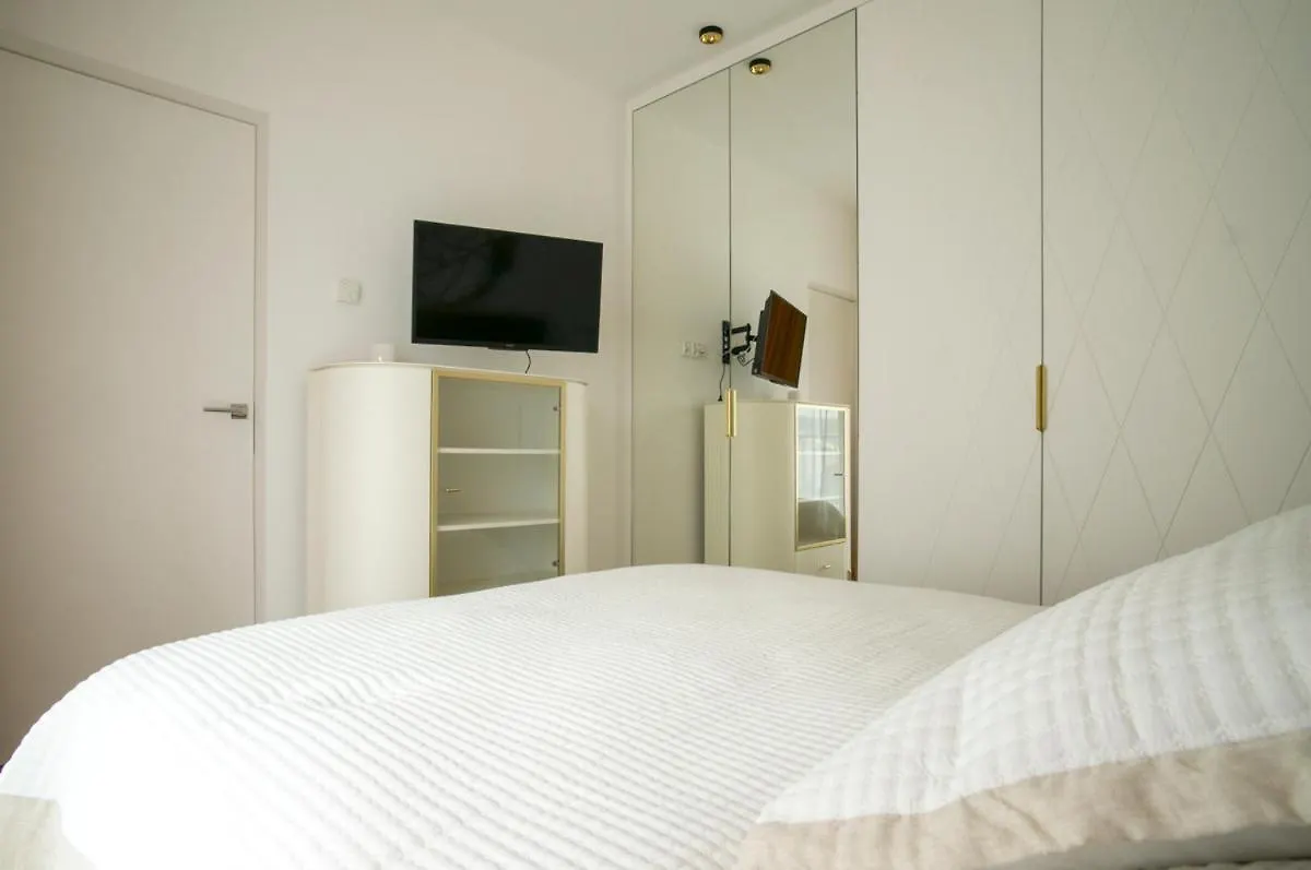 Boulevard Drobnera IV - Apartament Nad Odra - Rynek Wrocław 0*,  Lengyelország